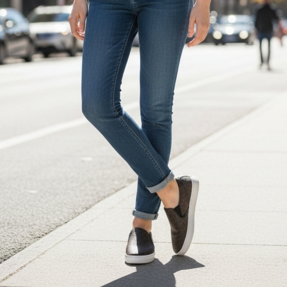 MICHAEL KORS Emmett Logo Slip-On Sneaker